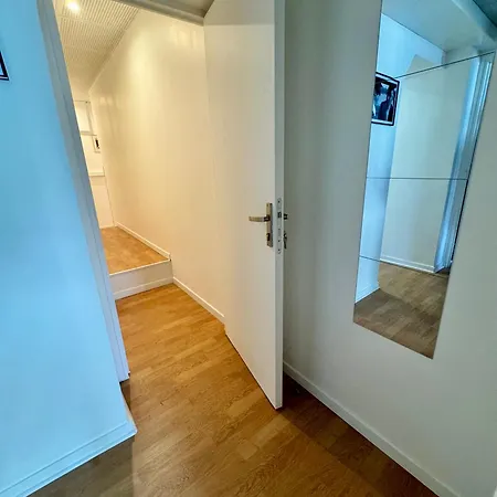 Appartement Lumineux Et Renove Pres De Montmartre 