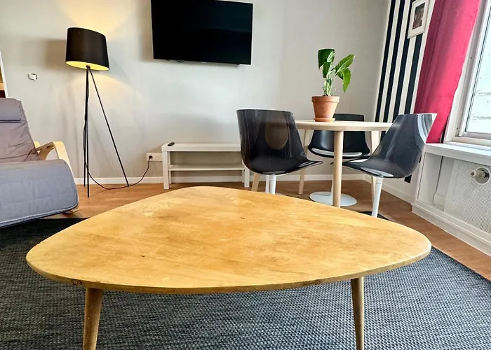 Appartement Lumineux Et Renove Pres De Montmartre \